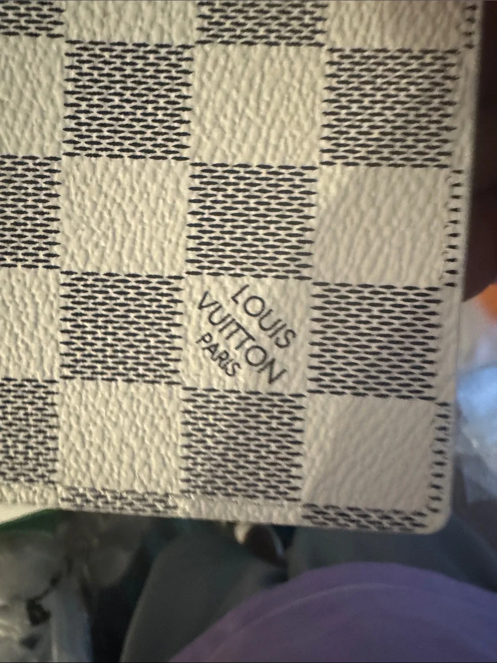 Louis Vuitton Damier Azur Marco wallet in the white and grey checkered leather!